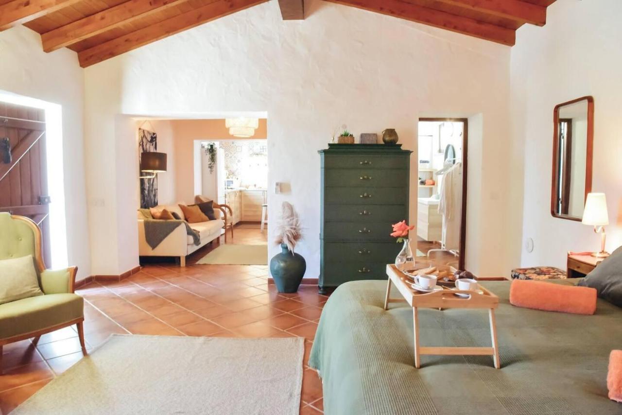 Cosy Farmhouse Quinta Da Eira 140 Years Old ローレ エクステリア 写真