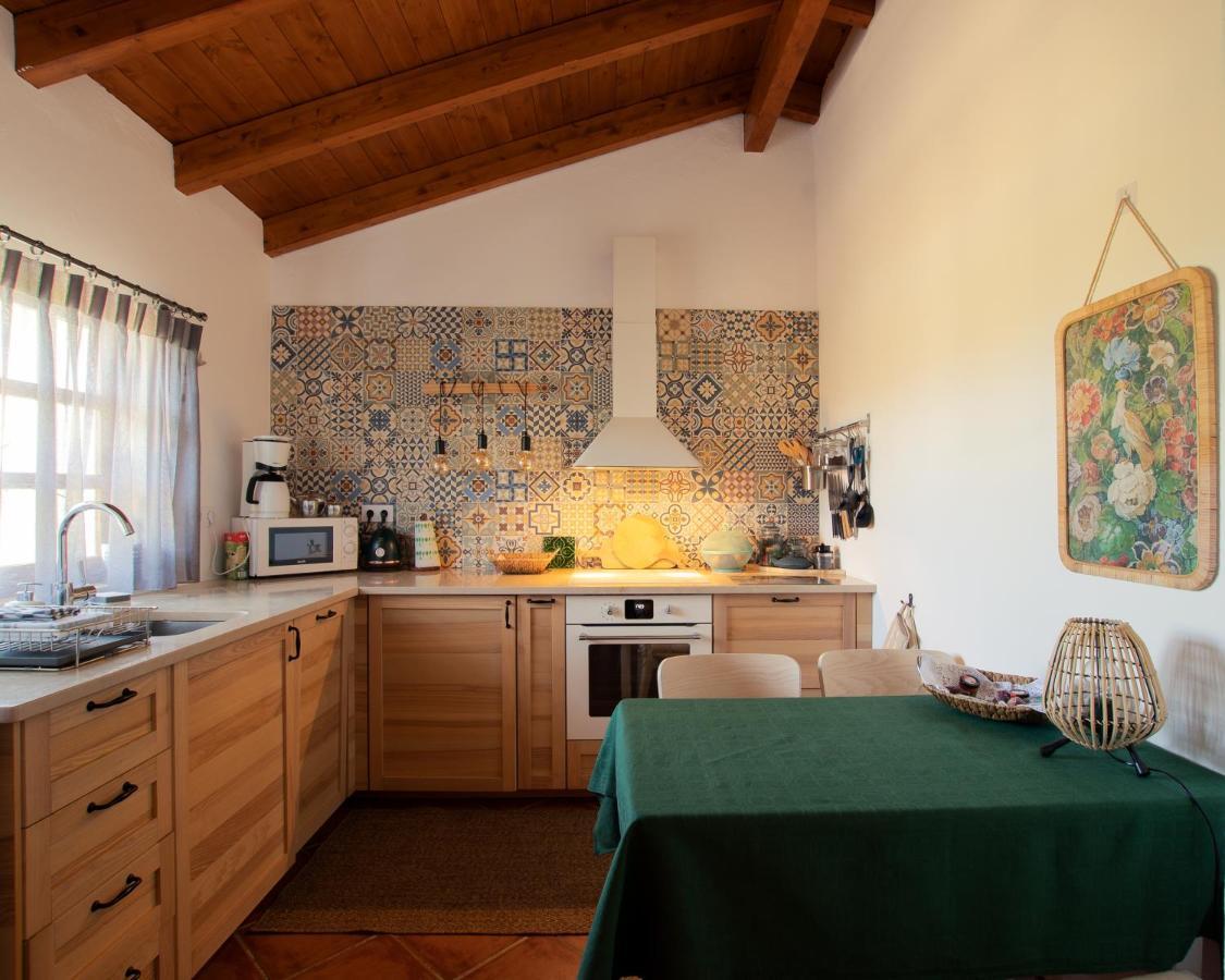 Cosy Farmhouse Quinta Da Eira 140 Years Old ローレ エクステリア 写真